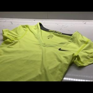 Dry fit Nike tee